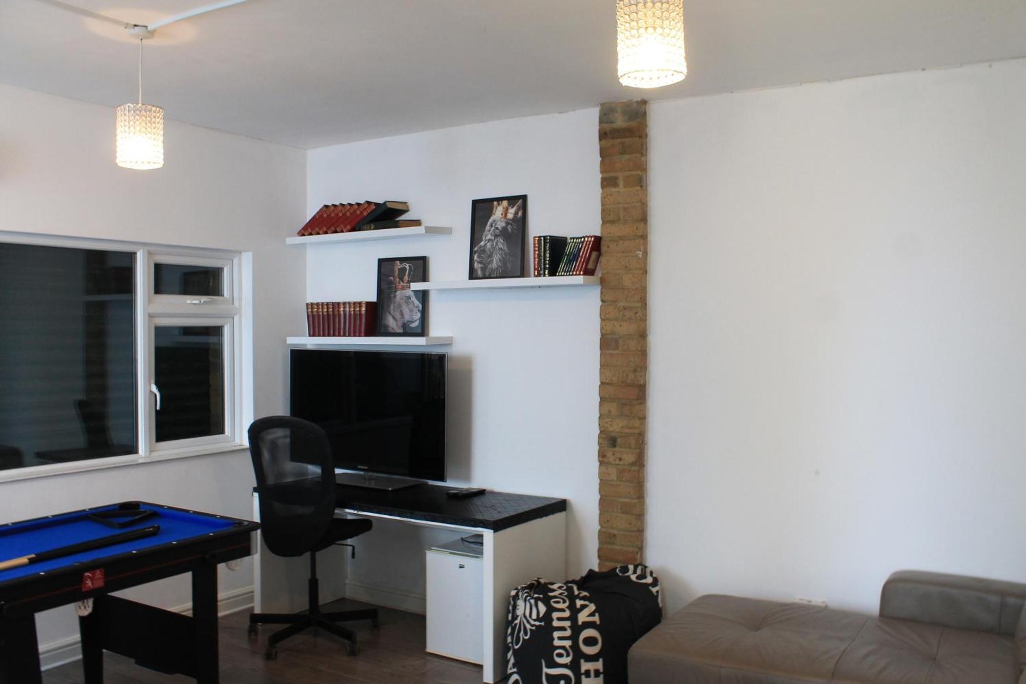 City Reach Retreat Spacious 4Bed House Startford Maryland Great Transport Links ลอนดอน ภายนอก รูปภาพ