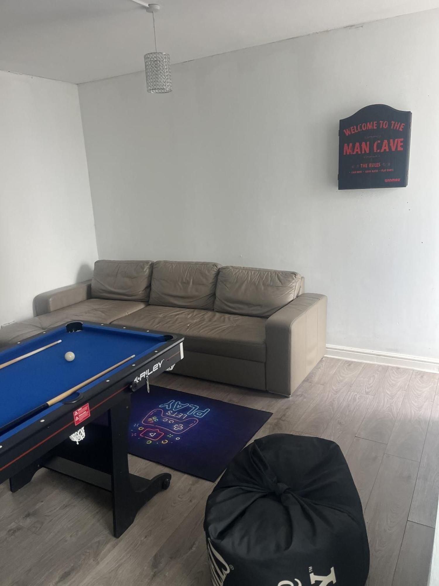 City Reach Retreat Spacious 4Bed House Startford Maryland Great Transport Links ลอนดอน ห้อง รูปภาพ